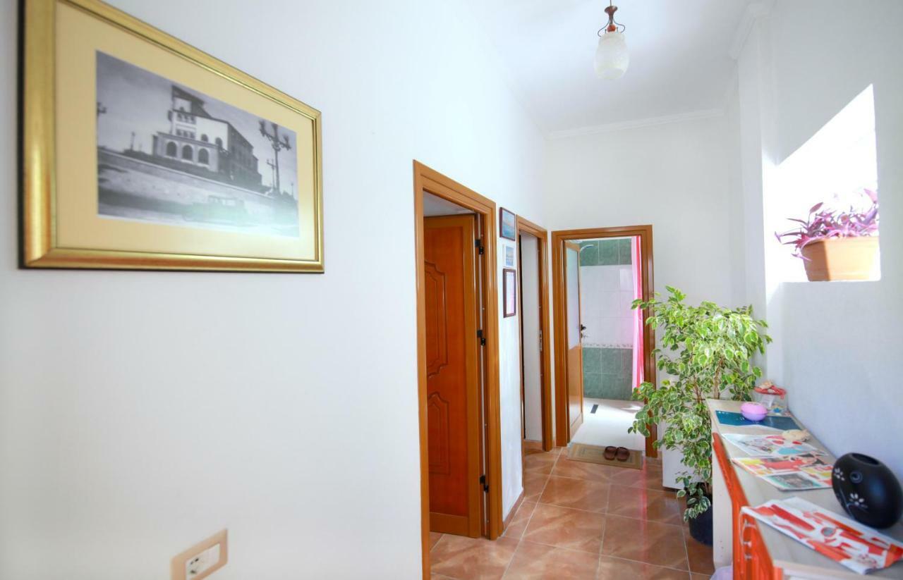 My Home Guest House-Apartment Durres Bagian luar foto